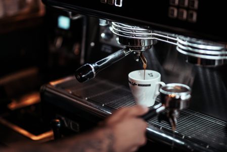 Koffiezetapparaat ontkalken